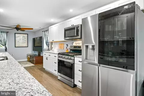 Kitchen - 111 Brown St, Elkton, MD 21921 photo 2 of 2