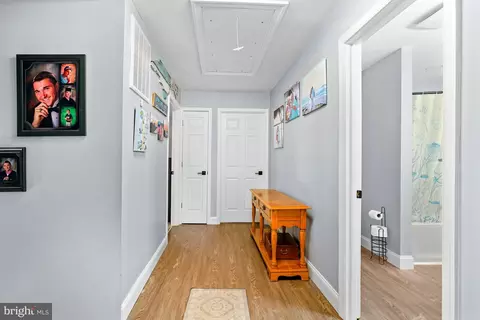 Entry Way - 111 Brown St, Elkton, MD 21921 photo 3 of 4