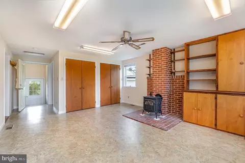 259 E Main St, Cecilton, MD 21913 photo 18