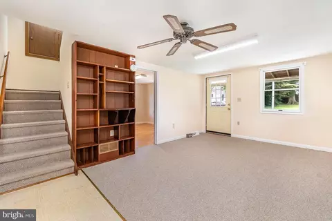 259 E Main St, Cecilton, MD 21913 photo 4