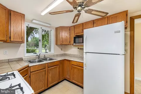 259 E Main St, Cecilton, MD 21913 photo 12