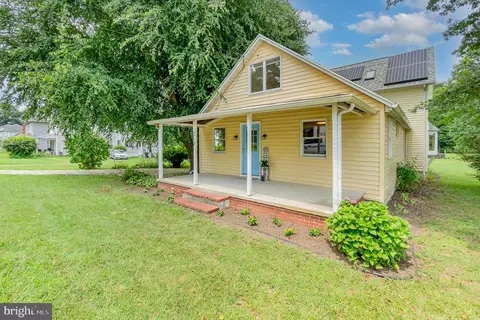 259 E Main St, Cecilton, MD 21913 photo 3