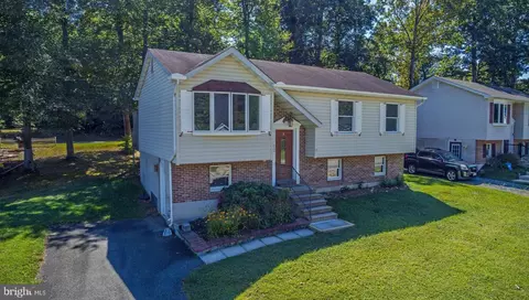 10 Trail Wood Ct, North East, MD 21901