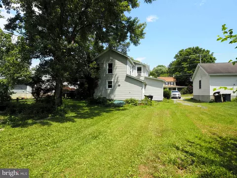 215 Cherry Hill Rd, Elkton, MD 21921 photo 2
