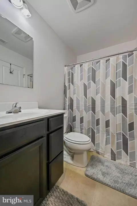 Bath - 8 Marsh Ln, Elkton, MD 21921 photo 2 of 3