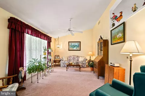 96 Country Side Loop, Elkton, MD 21921 photo 10