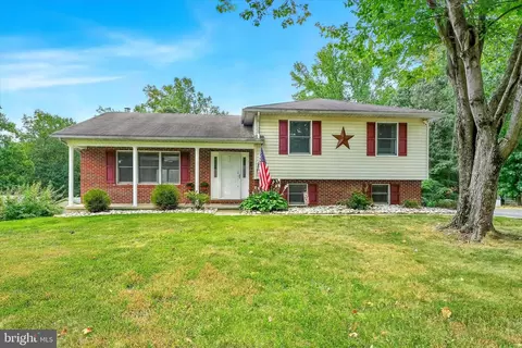 137 White Pine Cir, Elkton, MD 21921