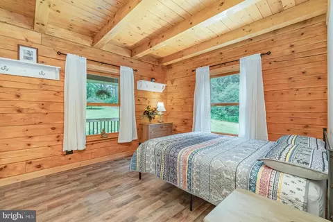 Bedroom - 96 Weaver Meadows Rd, Conowingo, MD 21918 photo 4 of 5
