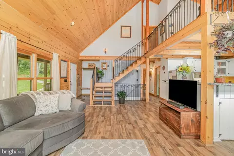 Entry Way - 96 Weaver Meadows Rd, Conowingo, MD 21918 photo 1 of 4
