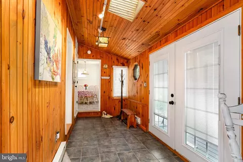 Entry Way - 78 Riverview Ave, Earleville, MD 21919 photo 1 of 1