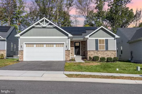 358 E Calvert Xing, North East, MD 21901
