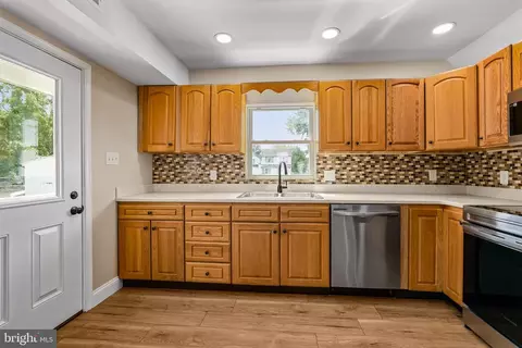 Kitchen - 342 W Main St, Elkton, MD 21921 photo 1 of 2