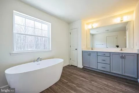 Entry Way - 2 Martha Way, Warwick, MD 21912 photo 7 of 9