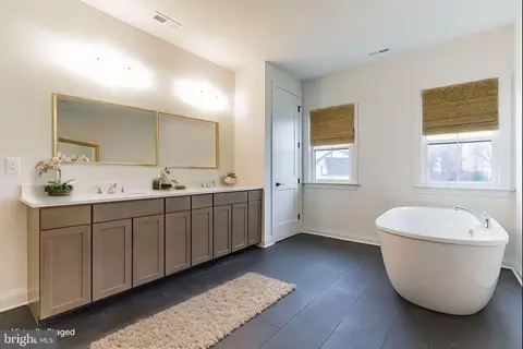 Bath - 3 Martha Way, Warwick, MD 21912 photo 1 of 1
