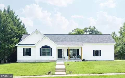 7 Meadow Dr, North East, MD 21901