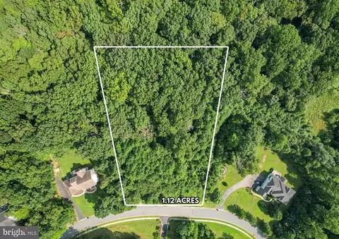 39 Wood Chip Rd, Elkton, MD 21921