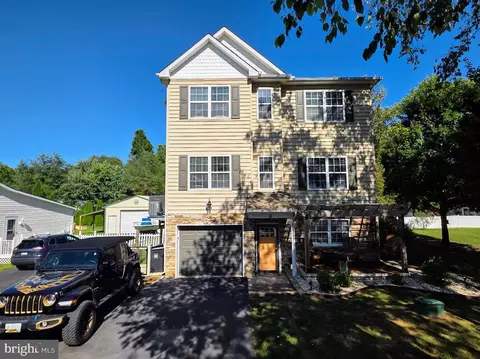 8 Elk Ln, Elkton, MD 21921