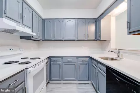 Kitchen - 182 E Village Rd, Elkton, MD 21921 photo 1 of 1