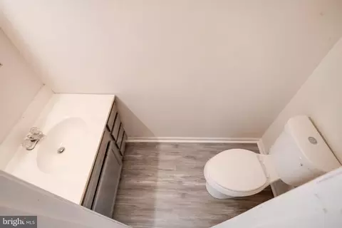 Entry Way - 182 E Village Rd, Elkton, MD 21921 photo 2 of 2