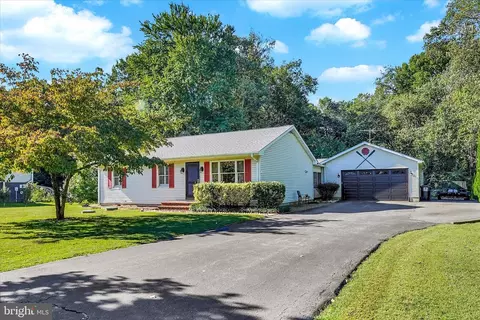65 Long Point Blvd, Earleville, MD 21919