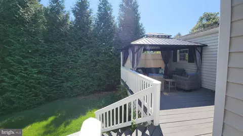 Exterior - 102 Windsor Dr, Elkton, MD 21921 photo 7 of 8