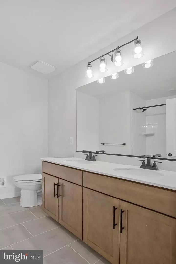 Bath - 9 Plum Ct, North East, MD 21901 photo 2 of 5