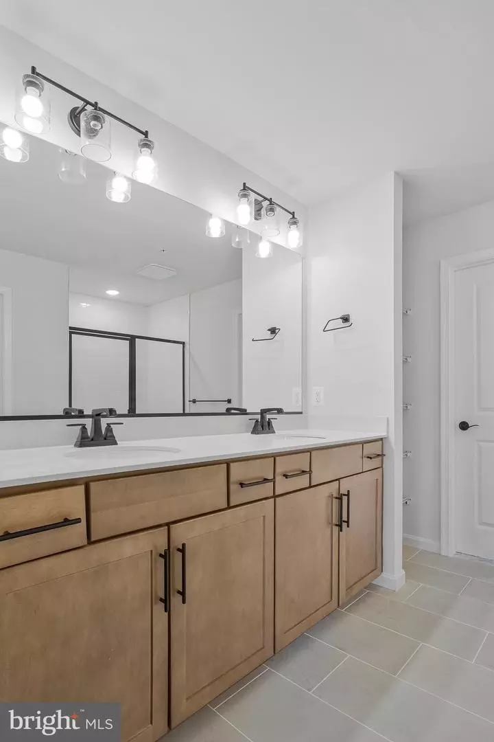 Bath - 9 Plum Ct, North East, MD 21901 photo 4 of 5