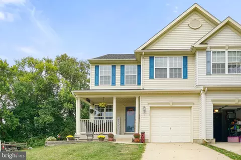 Exterior - 208 Maple Leaf Dr, Rising Sun, MD 21911 photo 2 of 5