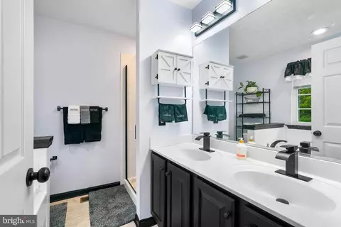 Bath - 208 Maple Leaf Dr, Rising Sun, MD 21911 photo 1 of 2