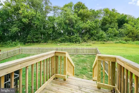 Exterior - 208 Maple Leaf Dr, Rising Sun, MD 21911 photo 4 of 5