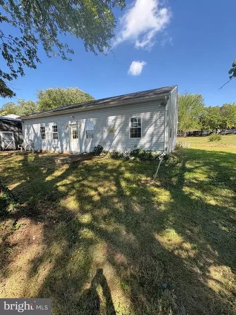 323 Comanche Dr, Earleville, MD 21919