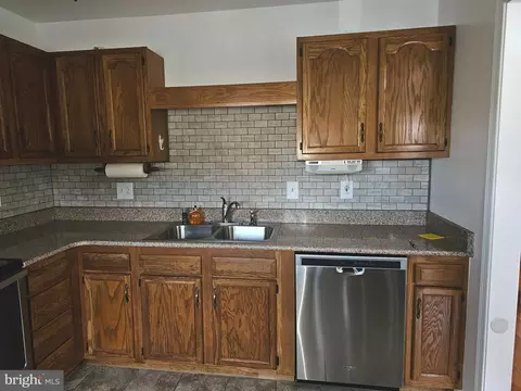 5 Thyme St, Elkton, MD 21921 photo 2
