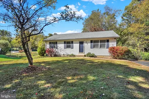 120 White Pine Cir, Elkton, MD 21921