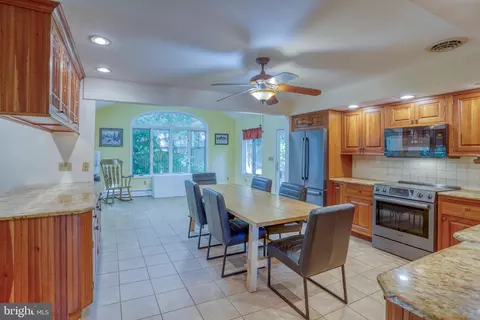 Other - 17 E Pkwy, Elkton, MD 21921 photo 2 of 11