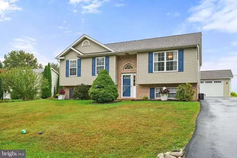 12 Heather Ct, Elkton, MD 21921