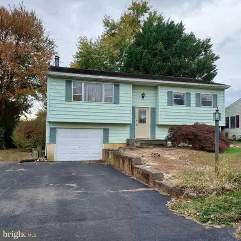 71 Midway Dr, Earleville, MD 21919
