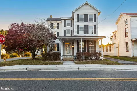 110 Delaware Ave, Elkton, MD 21921