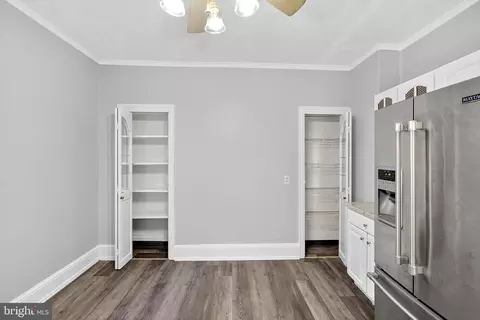 Entry Way - 110 Delaware Ave, Elkton, MD 21921 photo 6 of 17