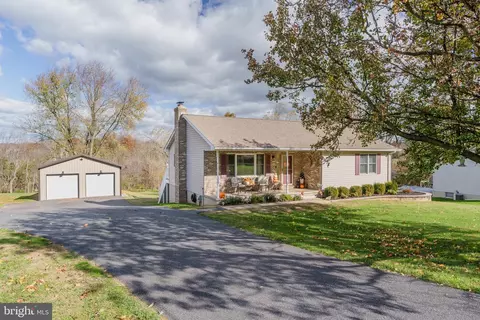 585 Pearl St, Rising Sun, MD 21911