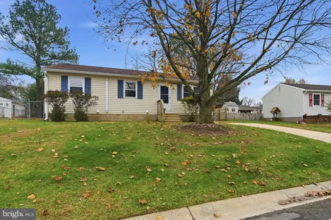 25 Cherry Ln, Elkton, MD 21921