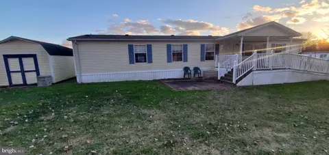 13 Little John Dr, Elkton, MD 21921