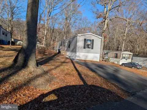29 Stony Chase Dr, Elkton, MD 21921