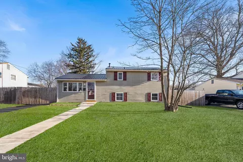 34 Chestnut Dr, Elkton, MD 21921