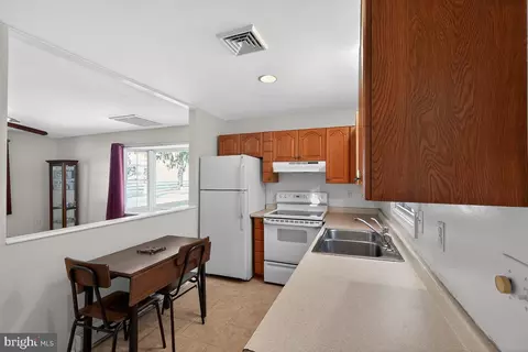 Kitchen - 224 Blake Rd, Elkton, MD 21921 photo 5 of 5