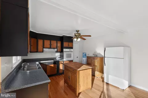Kitchen - 224 Blake Rd, Elkton, MD 21921 photo 3 of 5