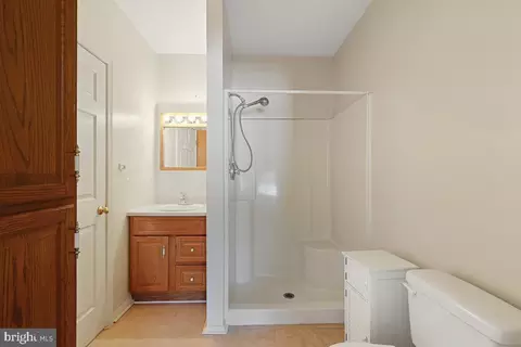 Bath - 224 Blake Rd, Elkton, MD 21921 photo 3 of 3