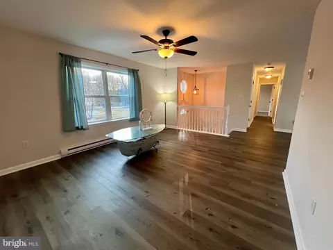 Living - 41 Hilltop Rd, Earleville, MD 21919 photo 2 of 8
