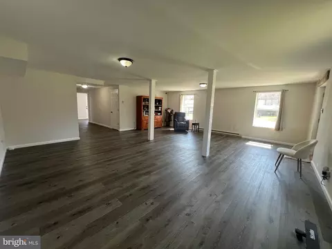 Living - 41 Hilltop Rd, Earleville, MD 21919 photo 8 of 8