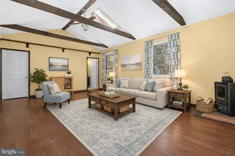 Living - 110 Rhode Island Ave, Earleville, MD 21919 photo 1 of 4