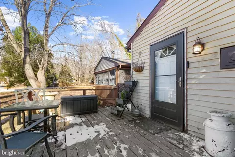 Exterior - 110 Rhode Island Ave, Earleville, MD 21919 photo 3 of 12